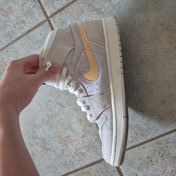 Jordan1 - Picture 2 of 12